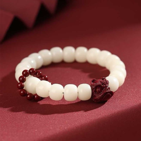 Jewelry - Natural White Bodhi Root Bead Bracelet with Red Cinnabar Lion new